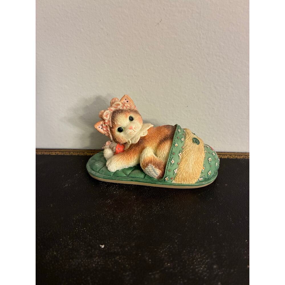 Calico Kittens Figurine 1997 Enesco Priscilla Hillman Cozy Cat